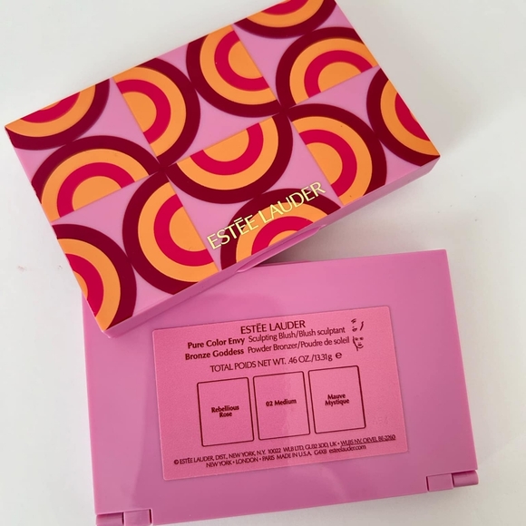 Estee Lauder 2024 limited edition blush & bronze palette 13.31g - Picture 2 of 4